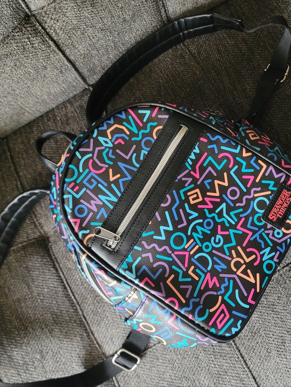 Stranger Things Funko 80s Print Backpack - Picture 6 of 13